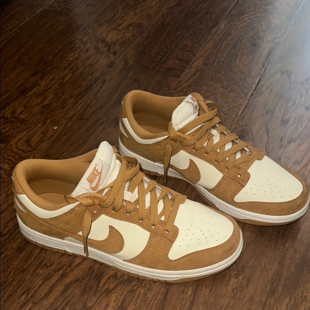 Nike Dunks